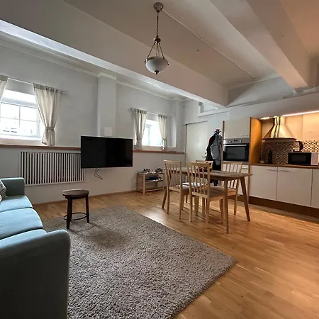 Kivivete Apartment